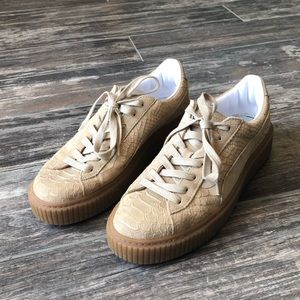 Nude puma sneaker, snakeskin effect